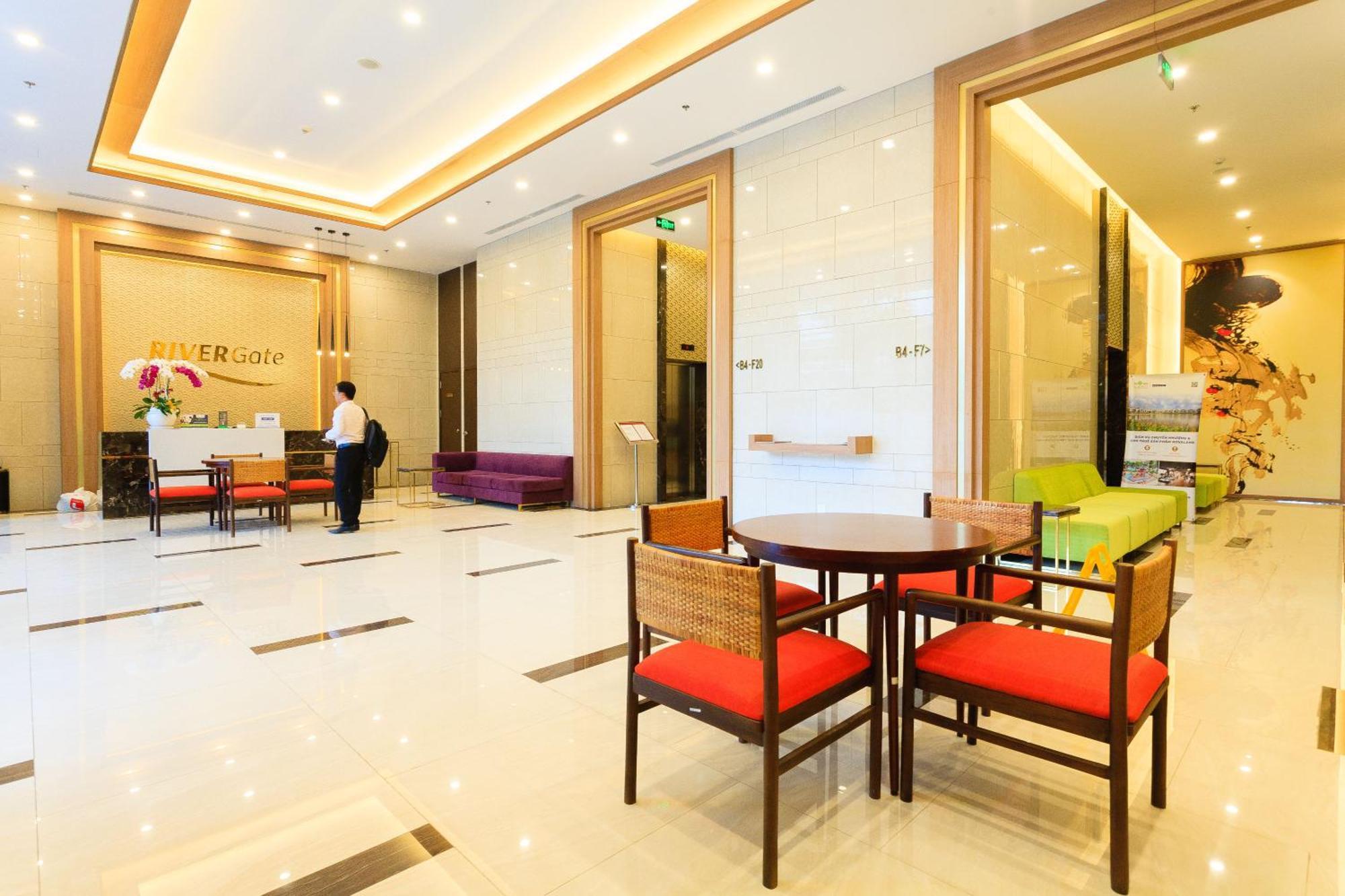 Rem Rivergate Garden Pool Signature - Free 4G Sim For 3 Nights Booking Хошимин Экстерьер фото