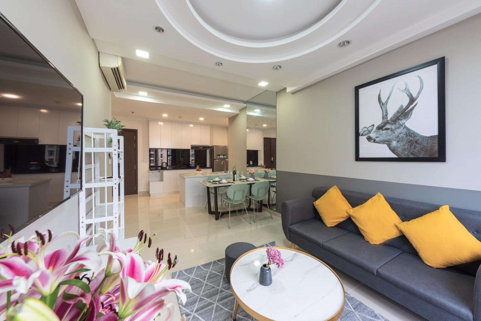 Rem Rivergate Garden Pool Signature - Free 4G Sim For 3 Nights Booking Хошимин Экстерьер фото