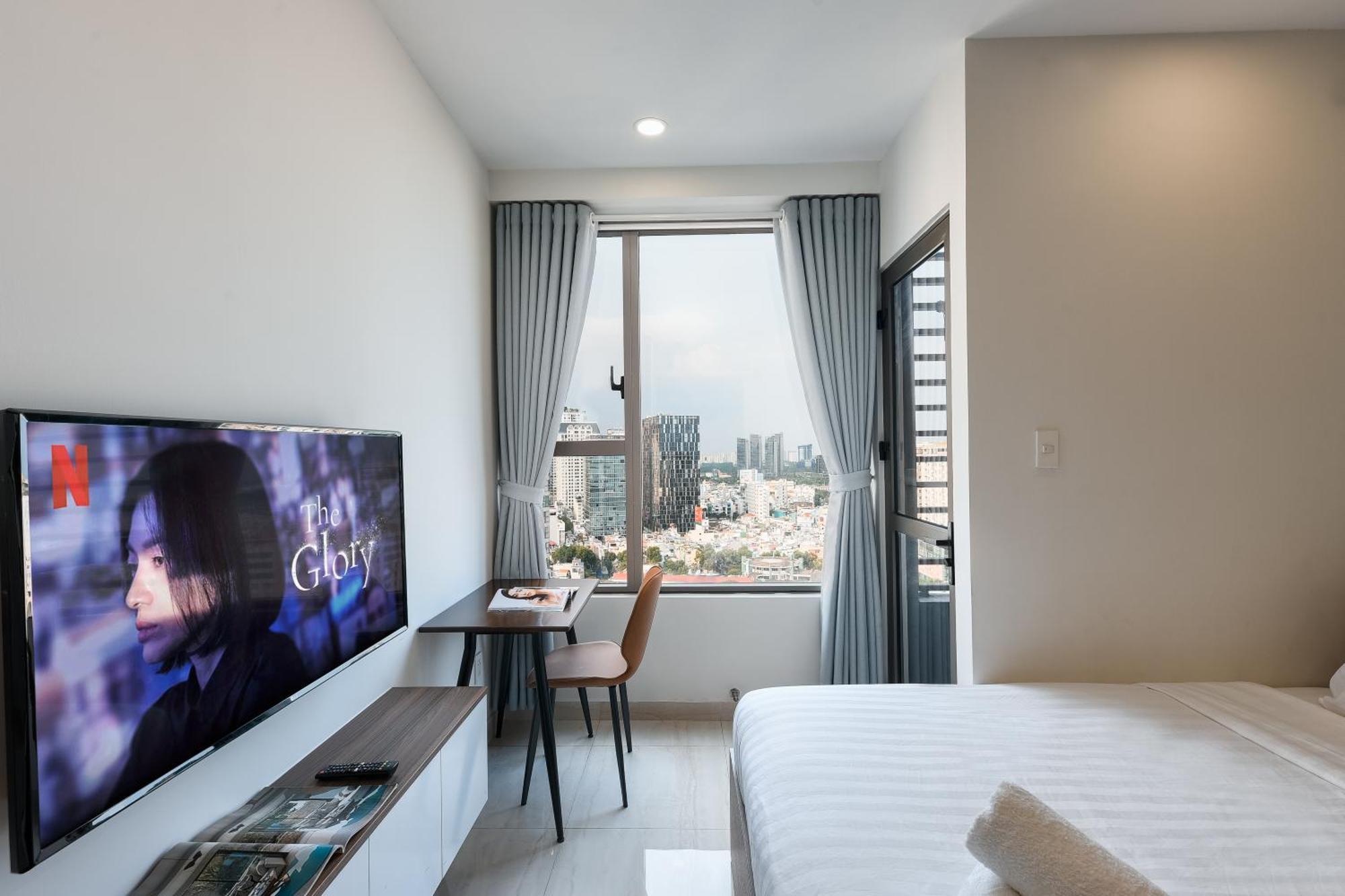 Rem Rivergate Garden Pool Signature - Free 4G Sim For 3 Nights Booking Хошимин Экстерьер фото