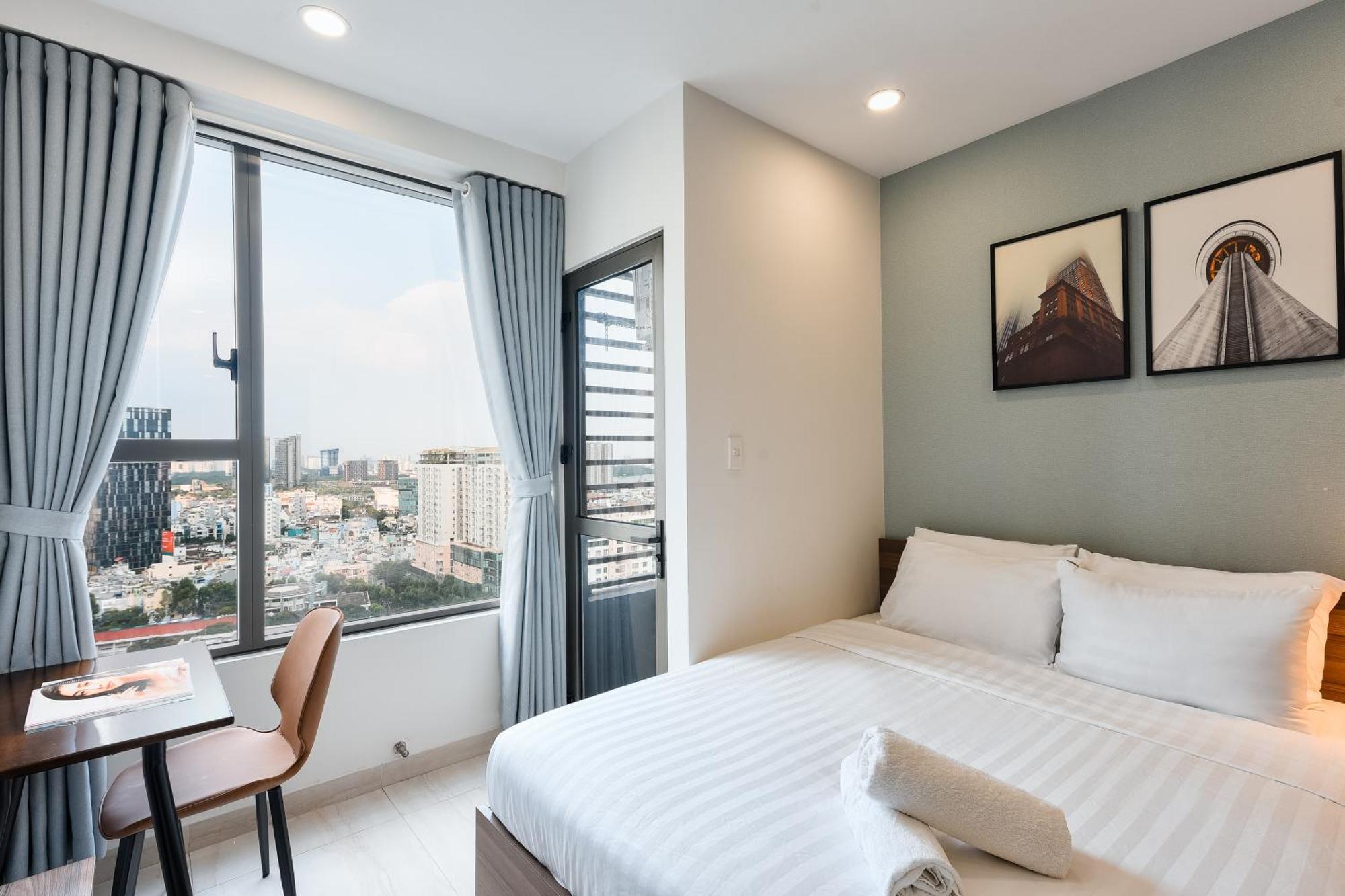 Rem Rivergate Garden Pool Signature - Free 4G Sim For 3 Nights Booking Хошимин Экстерьер фото