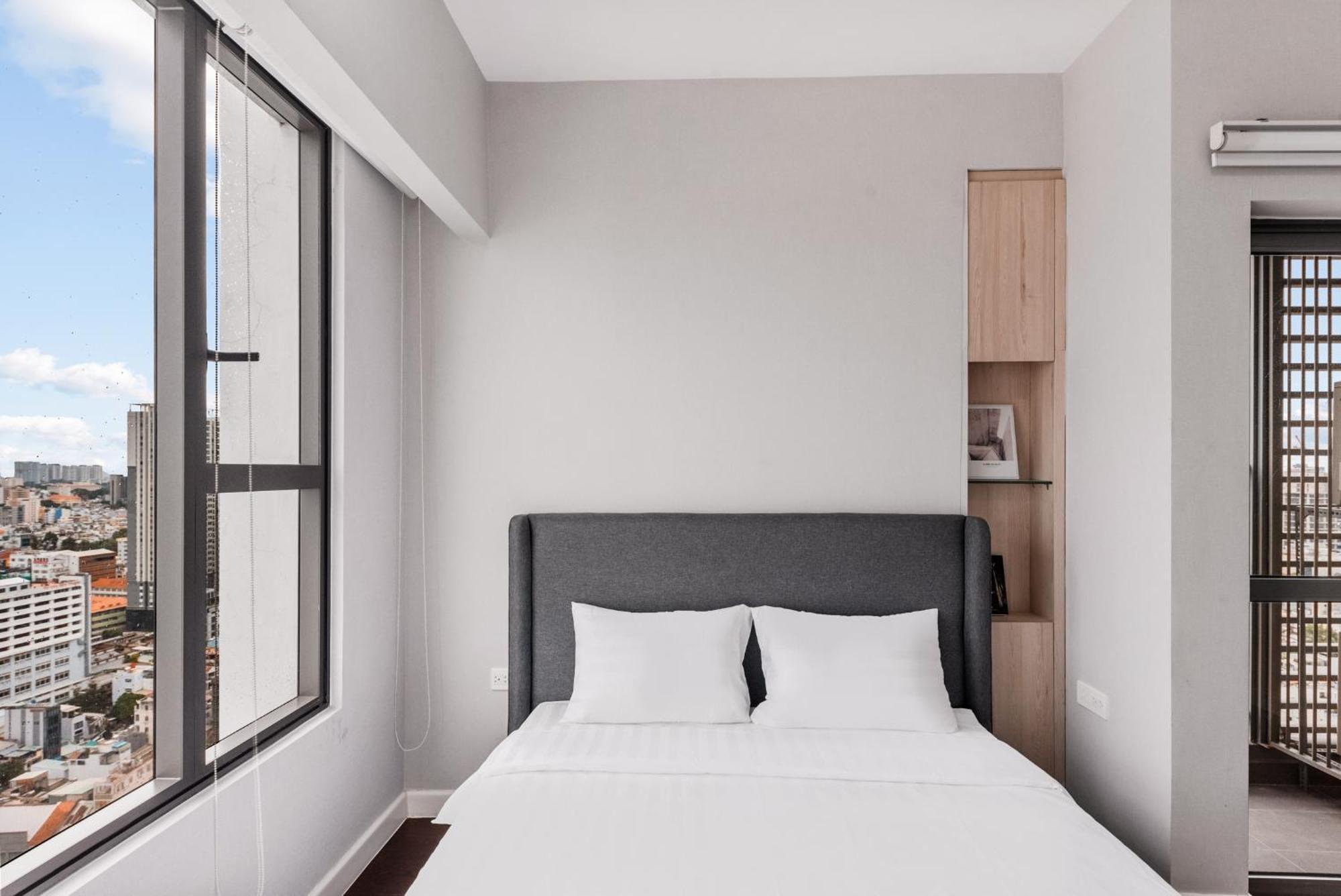 Rem Rivergate Garden Pool Signature - Free 4G Sim For 3 Nights Booking Хошимин Экстерьер фото