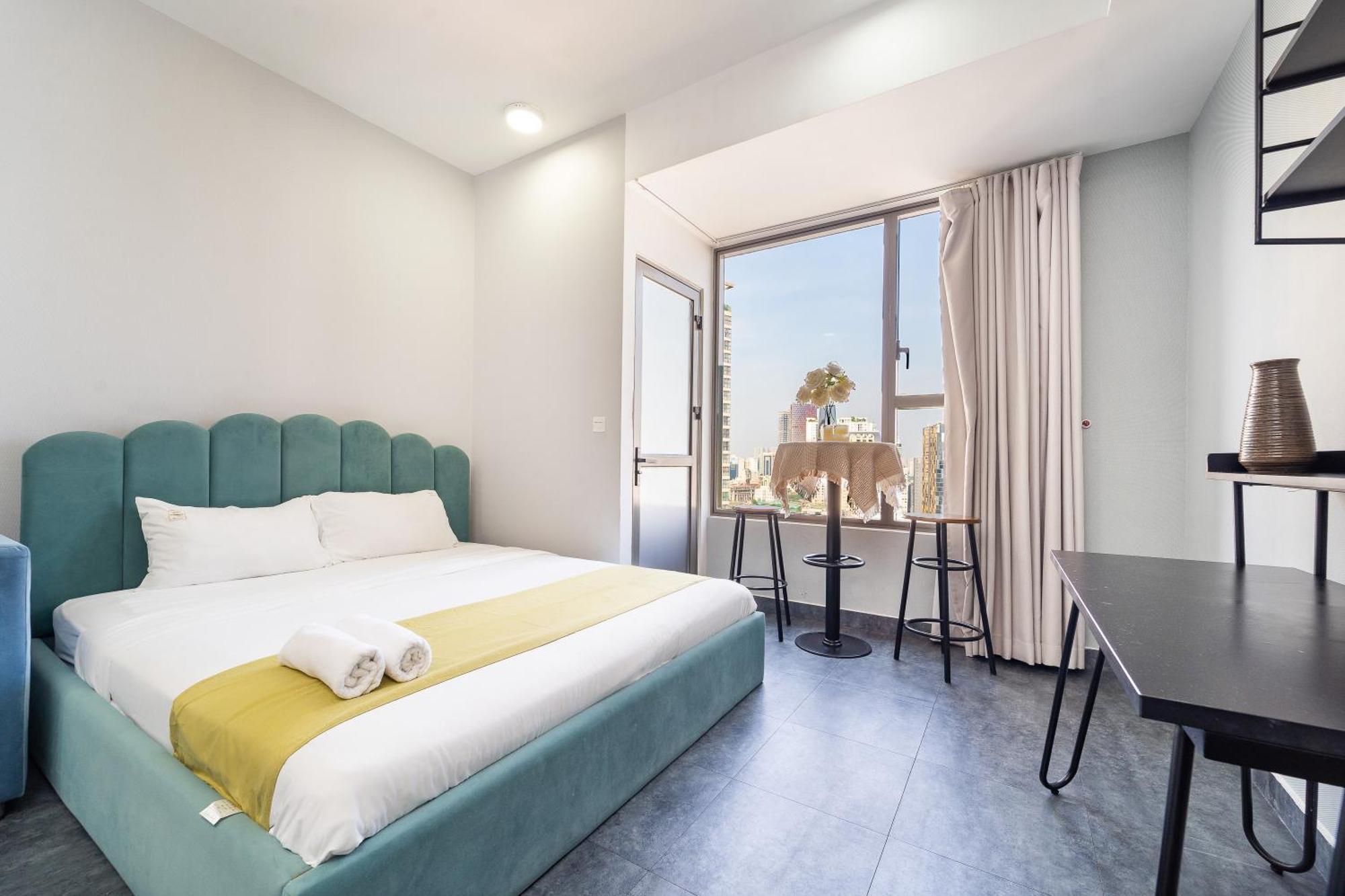 Rem Rivergate Garden Pool Signature - Free 4G Sim For 3 Nights Booking Хошимин Экстерьер фото